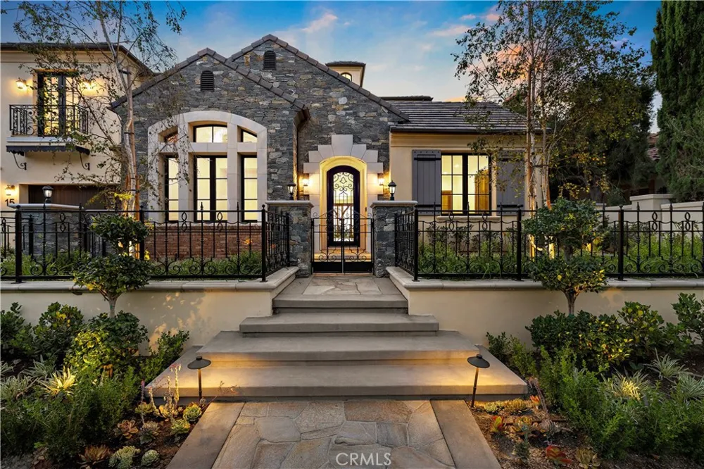15 Alexa Ladera Ranch, CA 92694