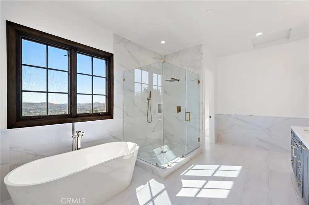 15 Alexa Ladera Ranch, CA 92694