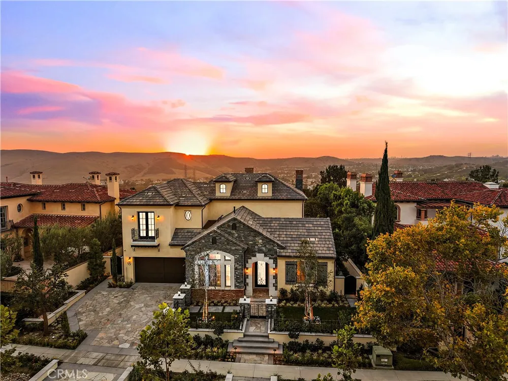 15 Alexa Ladera Ranch, CA 92694