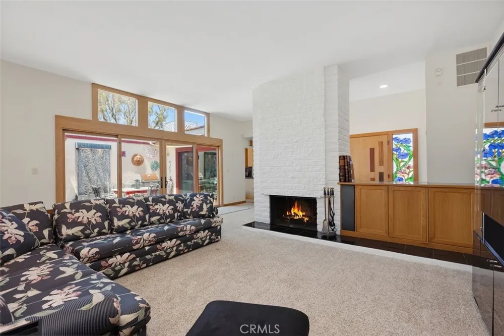 63 Seton Irvine, CA 92612