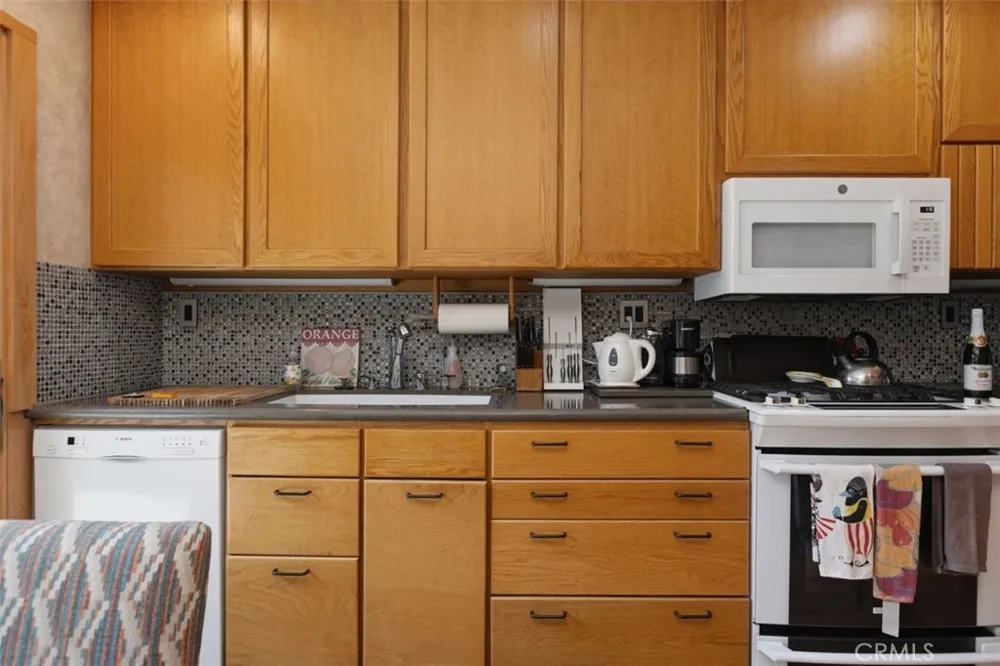 63 Seton Irvine, CA 92612