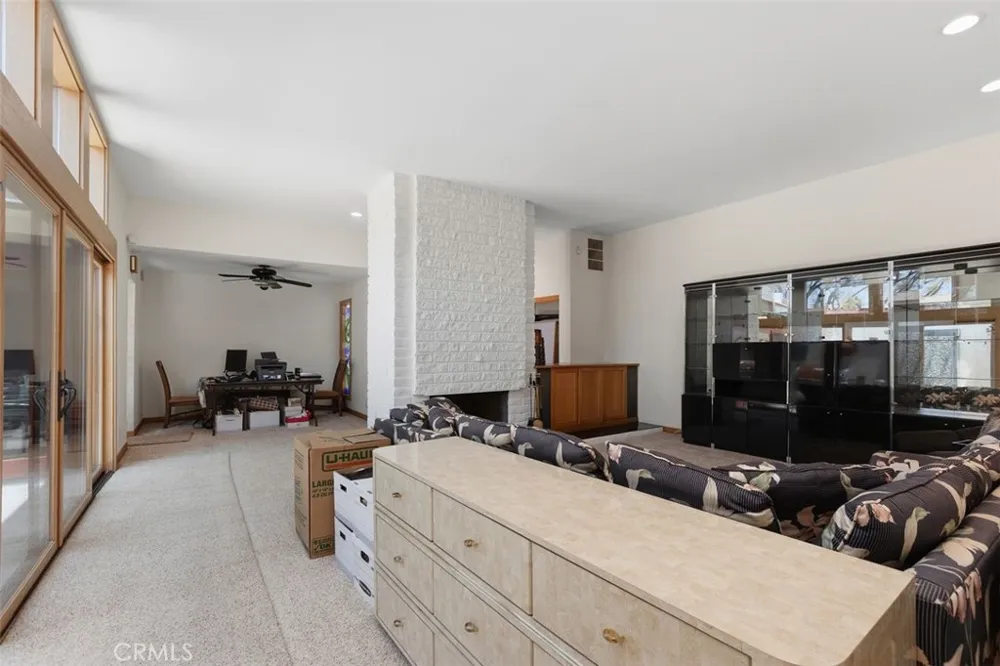 63 Seton Irvine, CA 92612