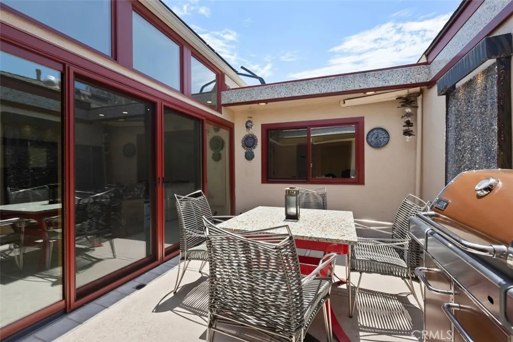 63 Seton Irvine, CA 92612