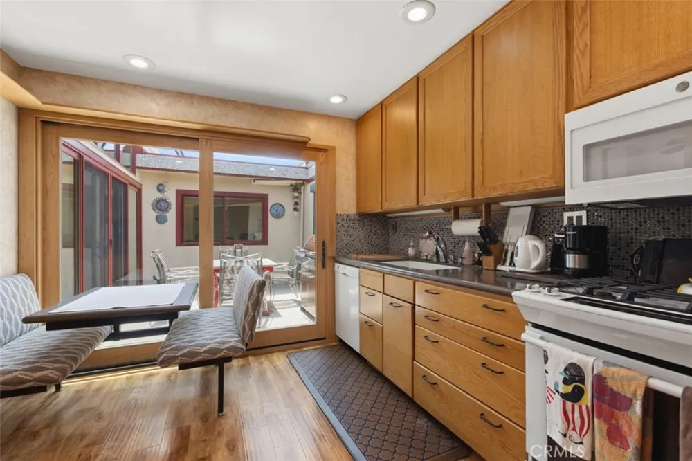 63 Seton Irvine, CA 92612