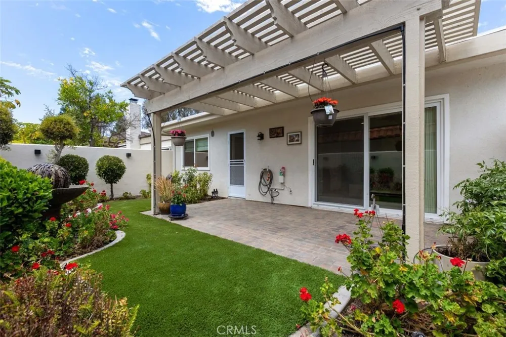 63 Seton Irvine, CA 92612