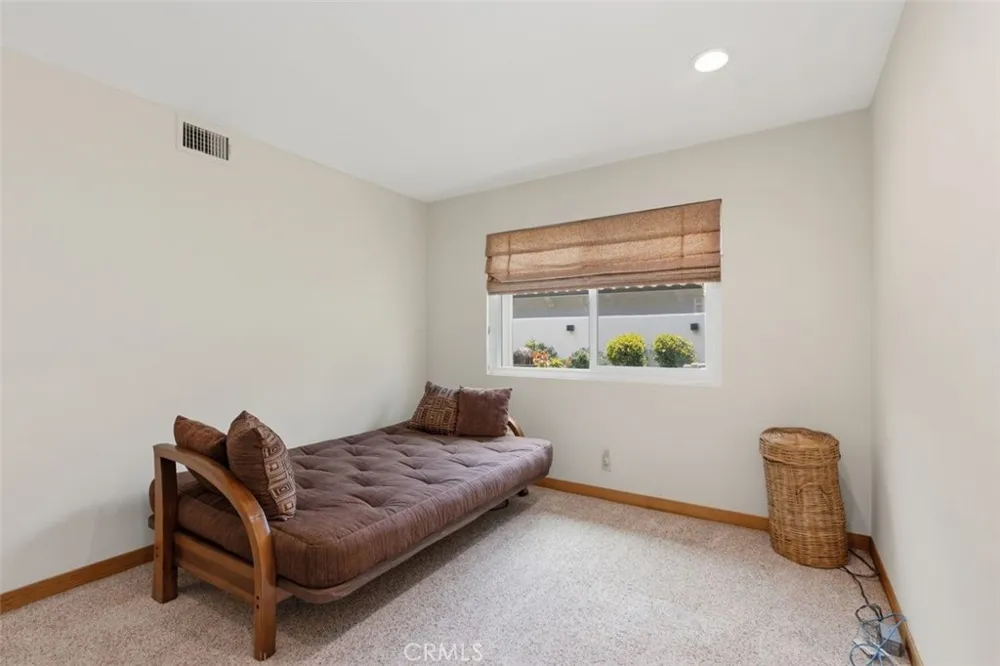 63 Seton Irvine, CA 92612