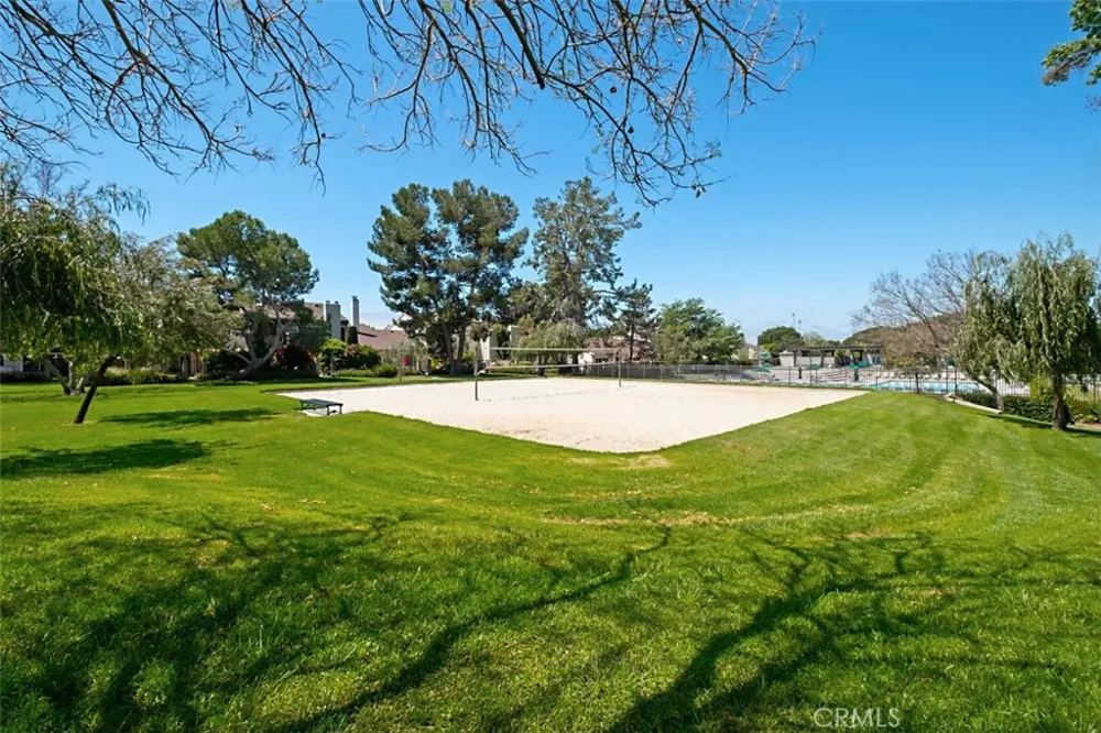 63 Seton Irvine, CA 92612