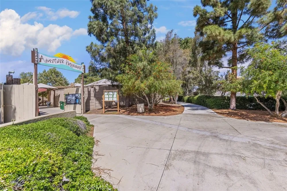 63 Seton Irvine, CA 92612