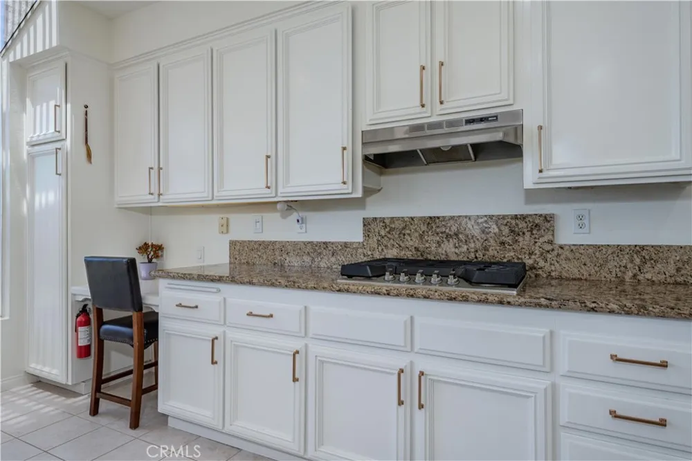 1011 S Mountcrest Court Anaheim, CA 92808