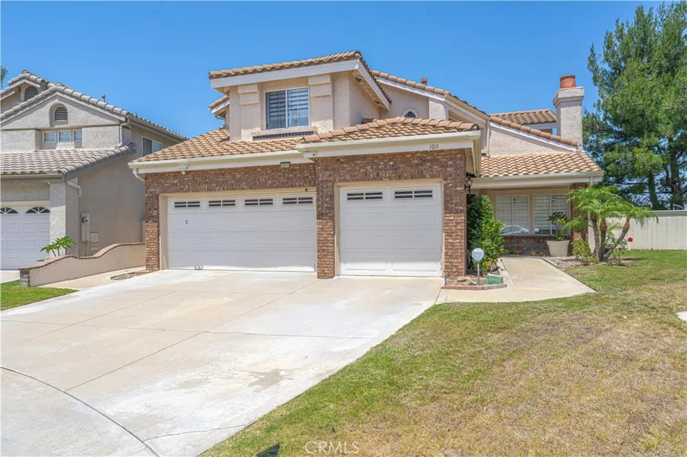 1011 S Mountcrest Court Anaheim, CA 92808