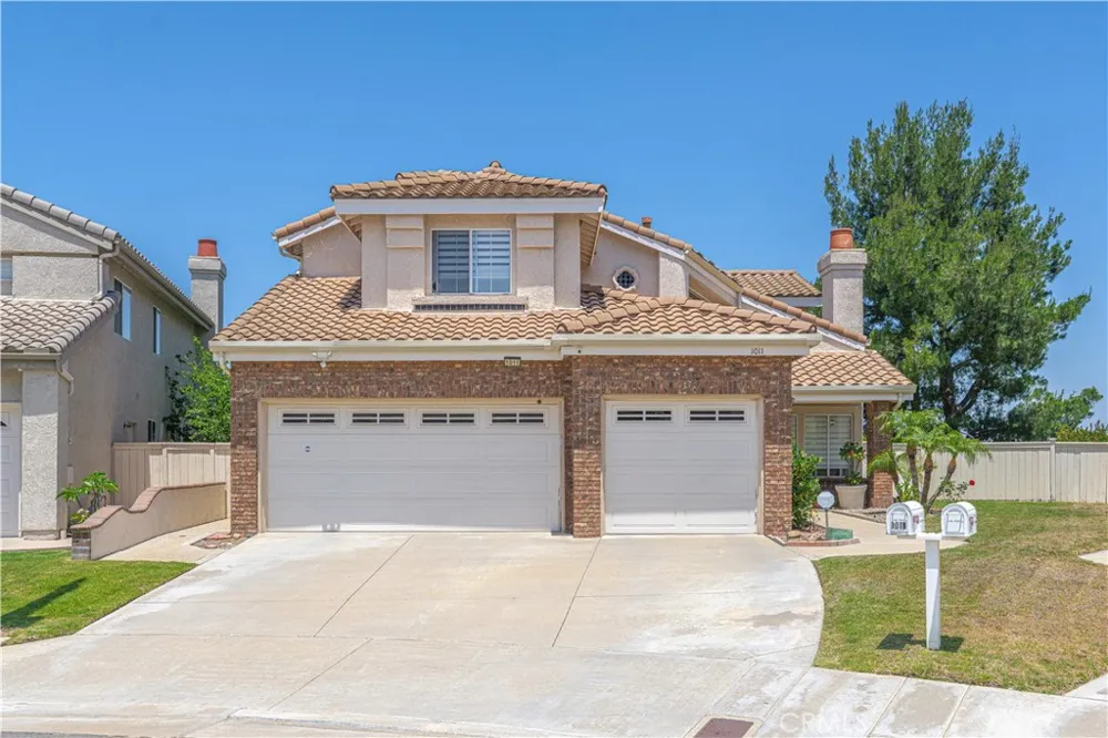 1011 S Mountcrest Court Anaheim, CA 92808