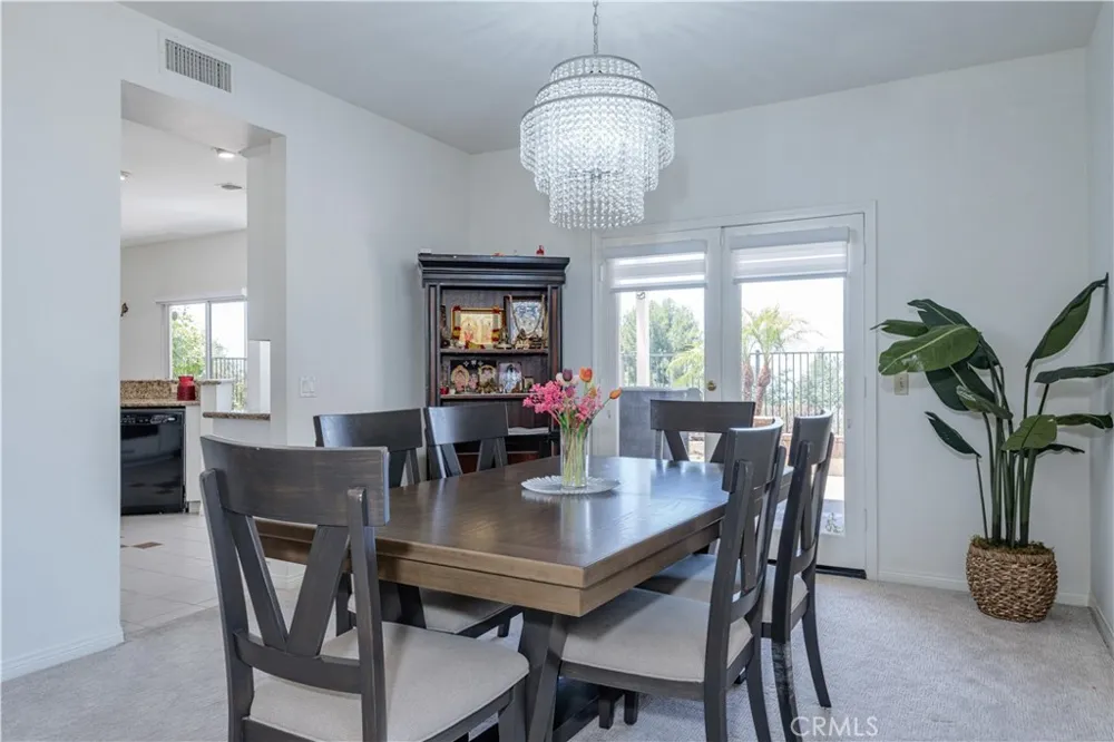 1011 S Mountcrest Court Anaheim, CA 92808