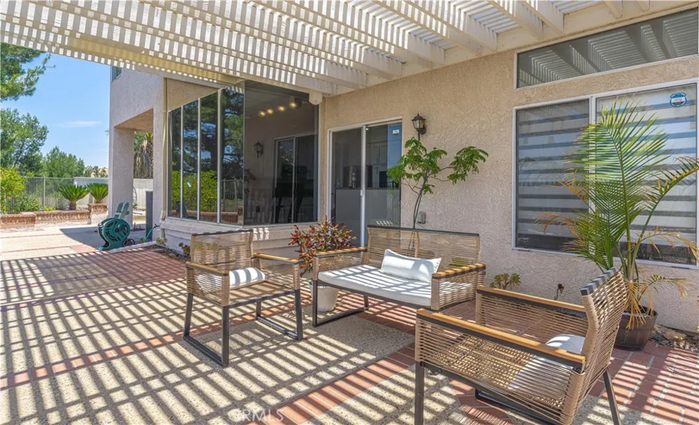 1011 S Mountcrest Court Anaheim, CA 92808