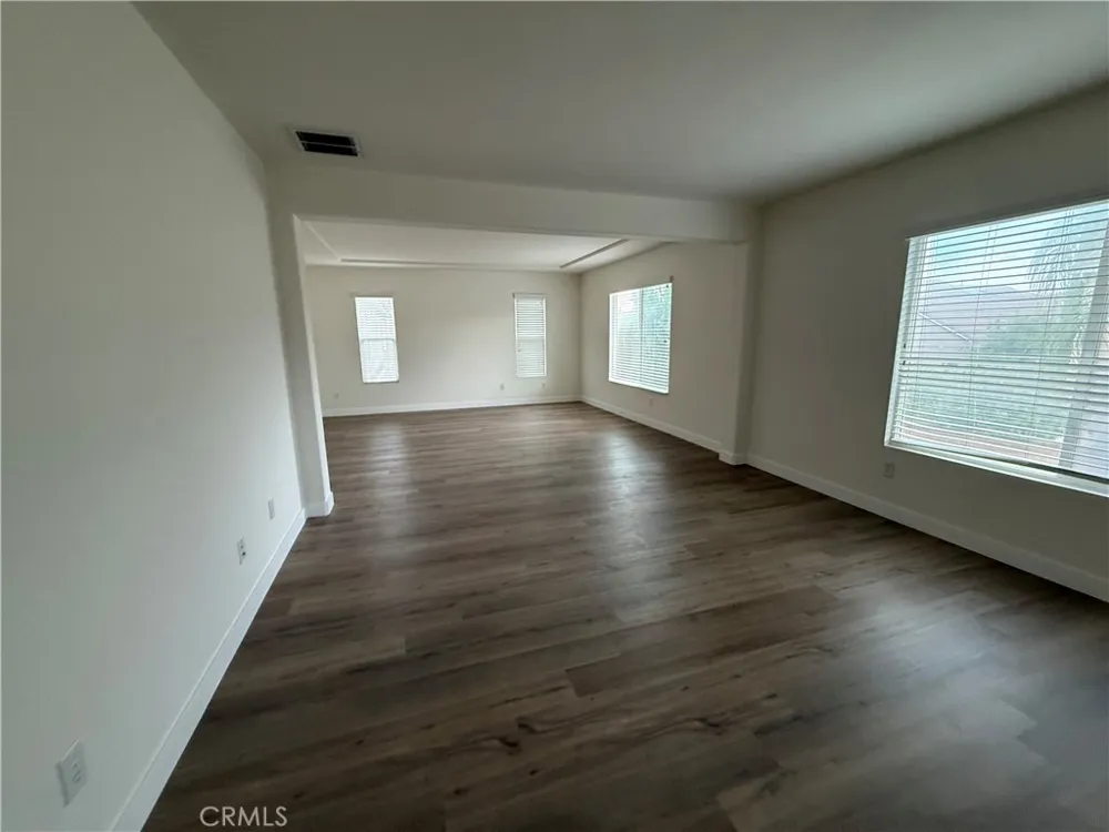 7880 Withers Way Eastvale, CA 92880