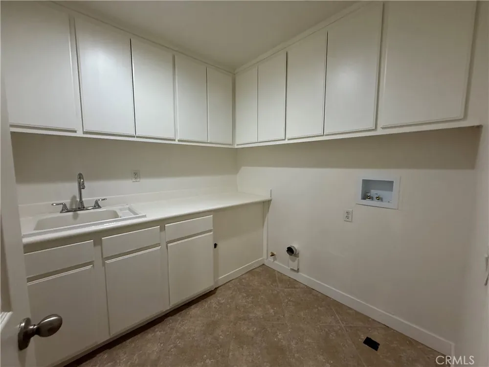 7880 Withers Way Eastvale, CA 92880