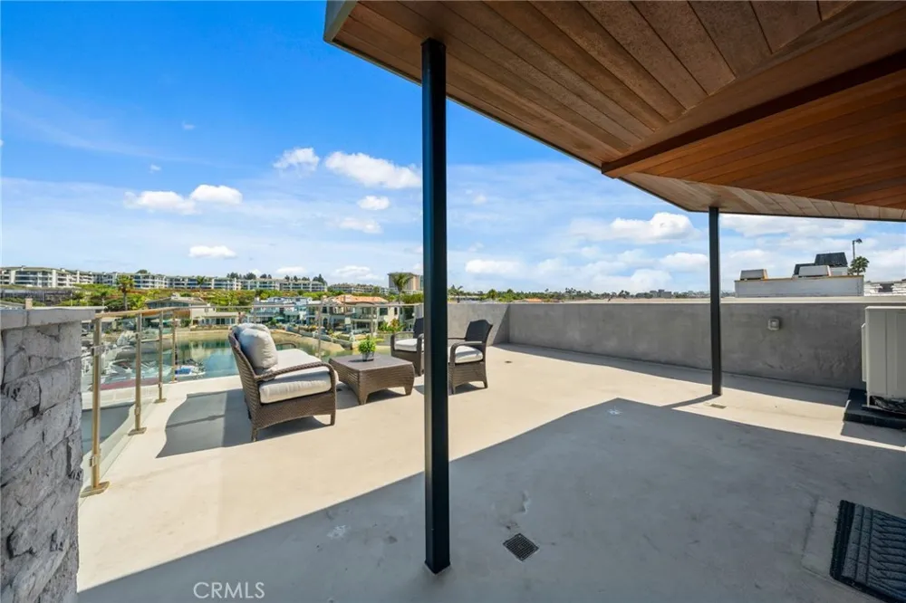 4014 Channel Place Newport Beach, CA 92663