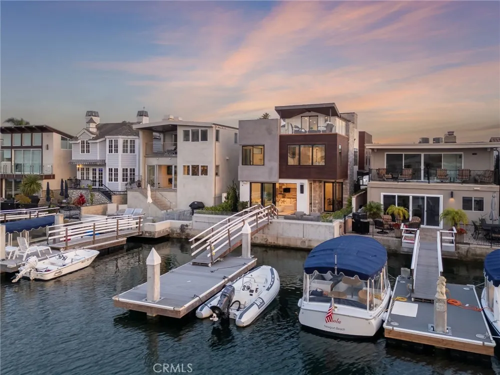 4014 Channel Place Newport Beach, CA 92663