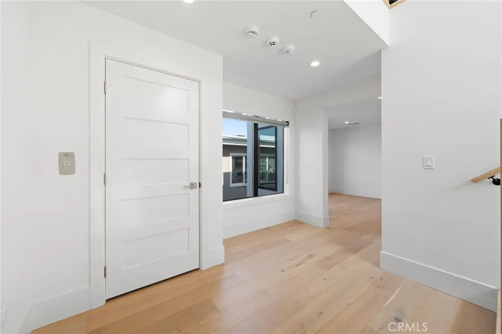 4014 Channel Place Newport Beach, CA 92663