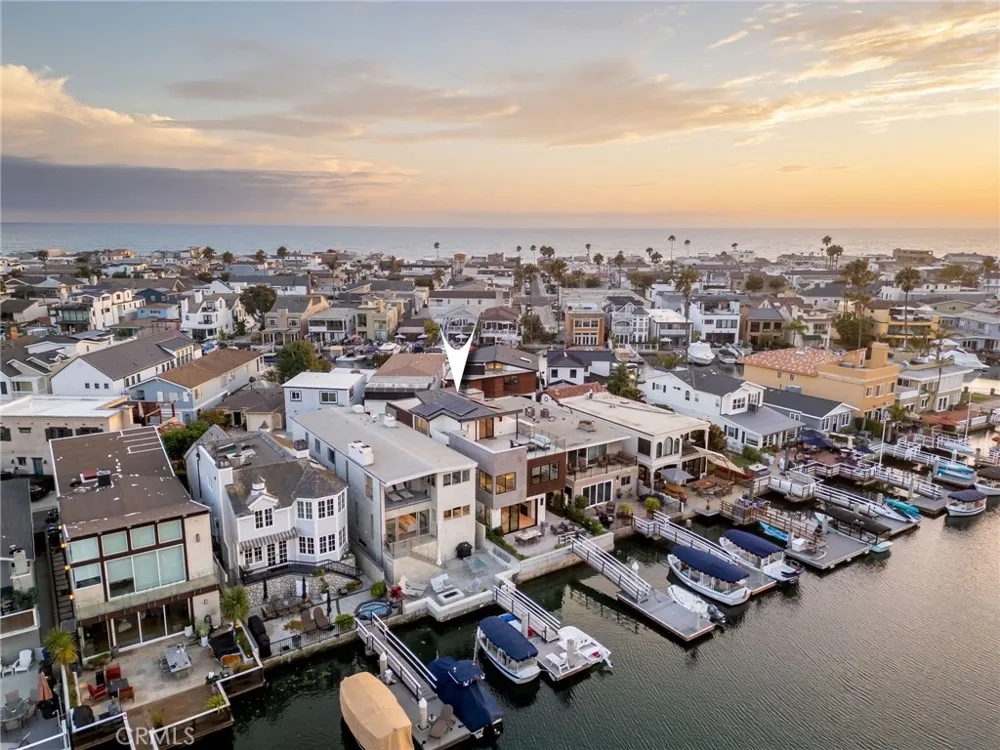 4014 Channel Place Newport Beach, CA 92663