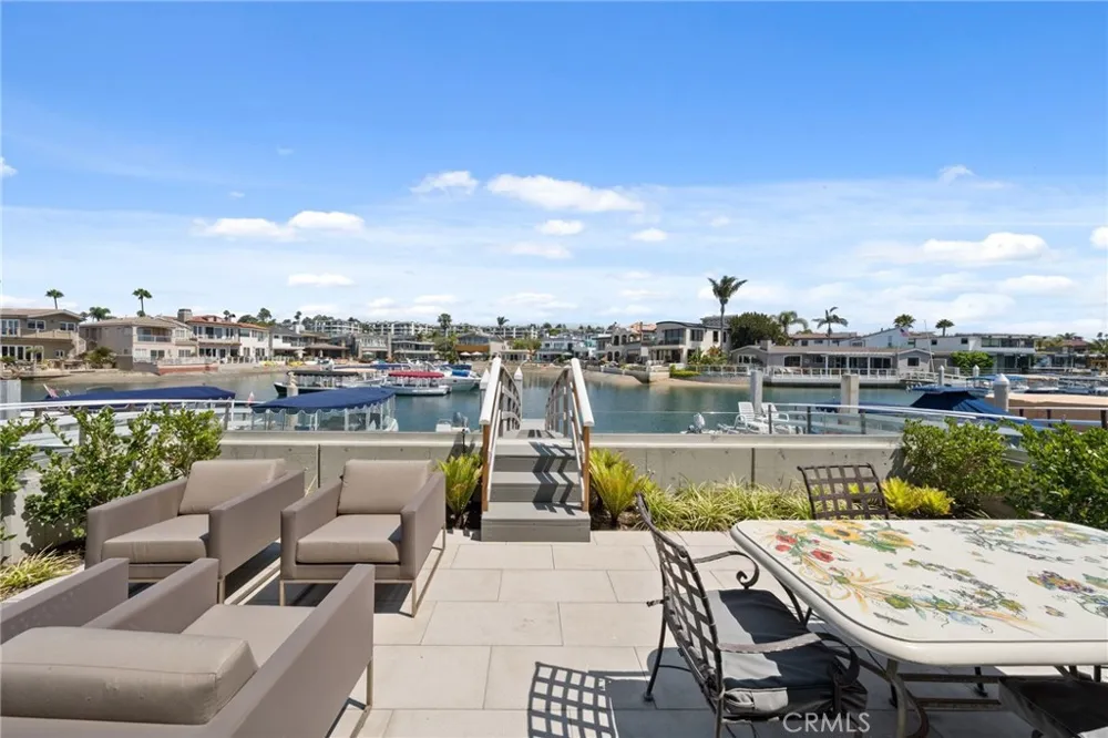 4014 Channel Place Newport Beach, CA 92663
