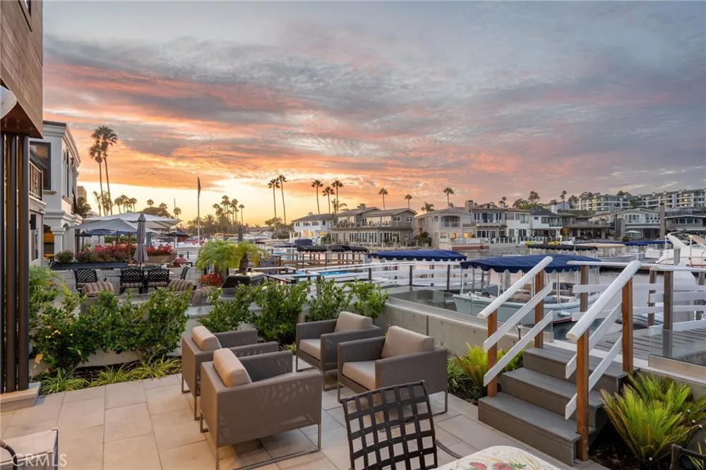 4014 Channel Place Newport Beach, CA 92663