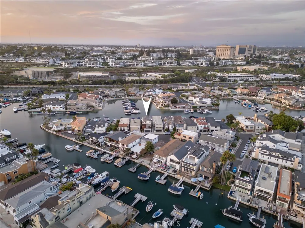 4014 Channel Place Newport Beach, CA 92663