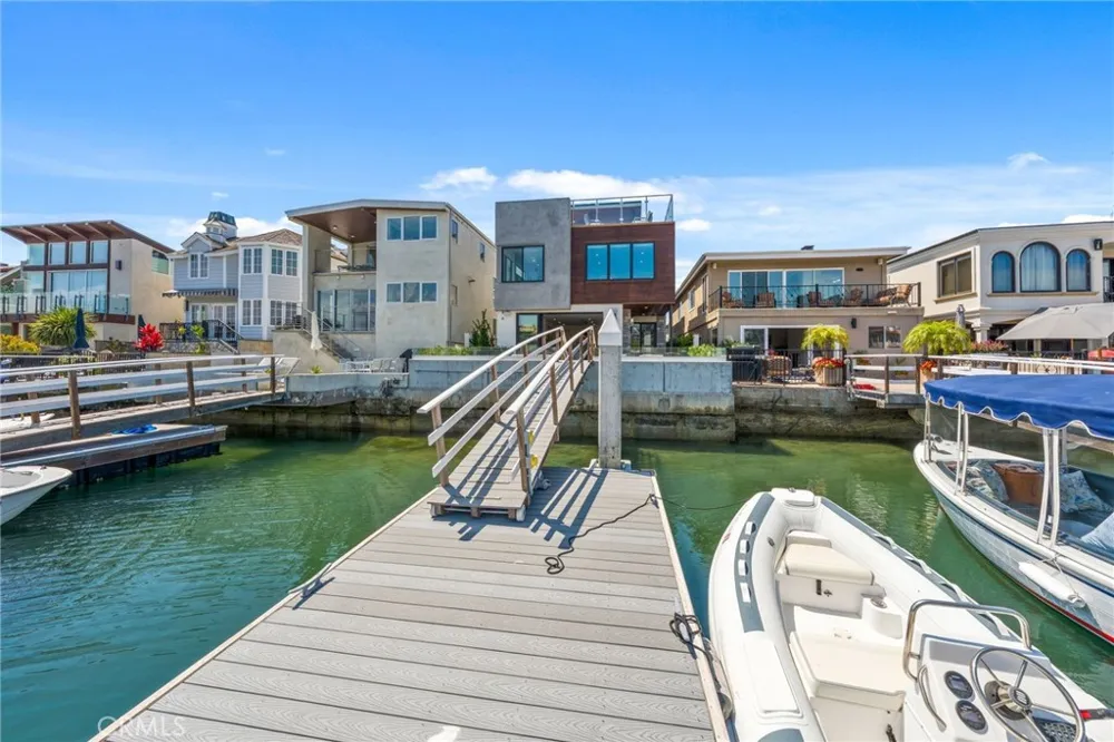 4014 Channel Place Newport Beach, CA 92663