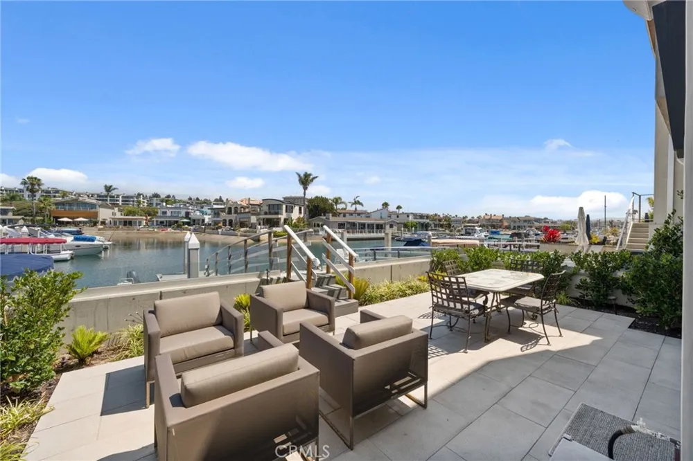 4014 Channel Place Newport Beach, CA 92663