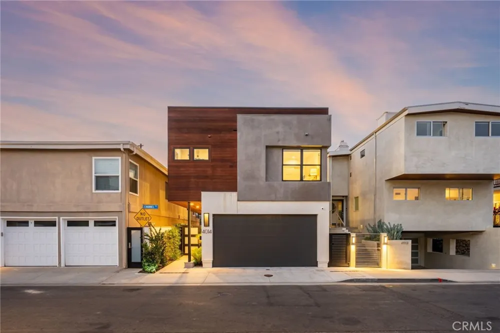 4014 Channel Place Newport Beach, CA 92663