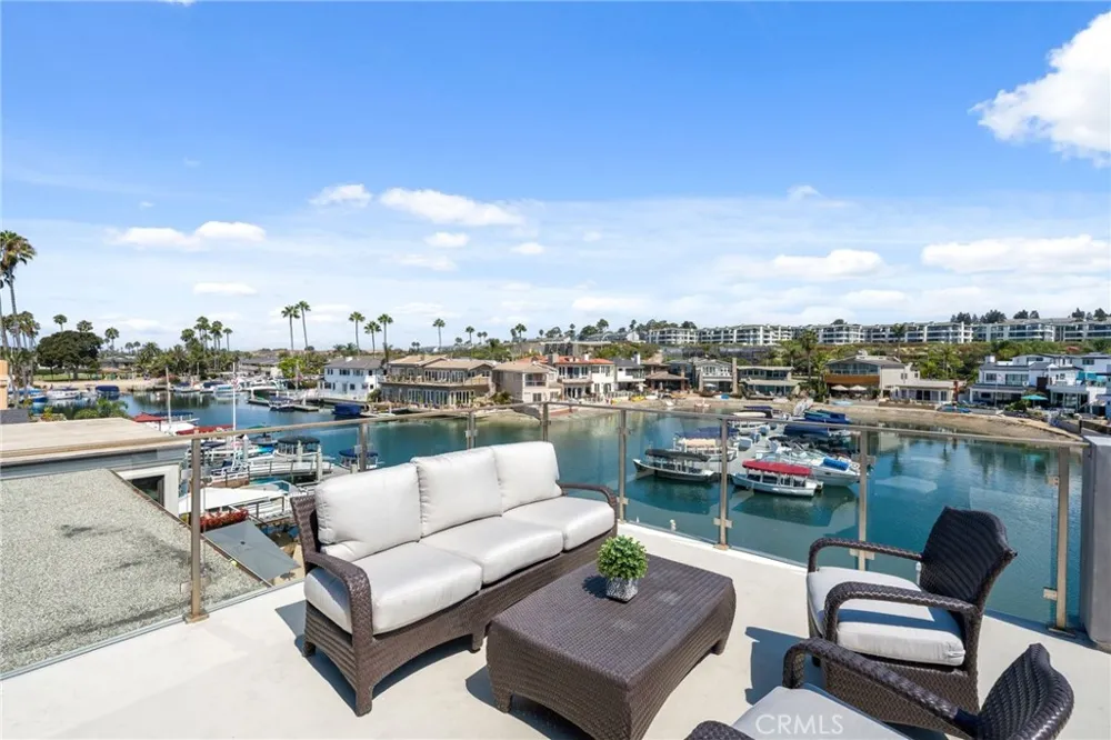 4014 Channel Place Newport Beach, CA 92663
