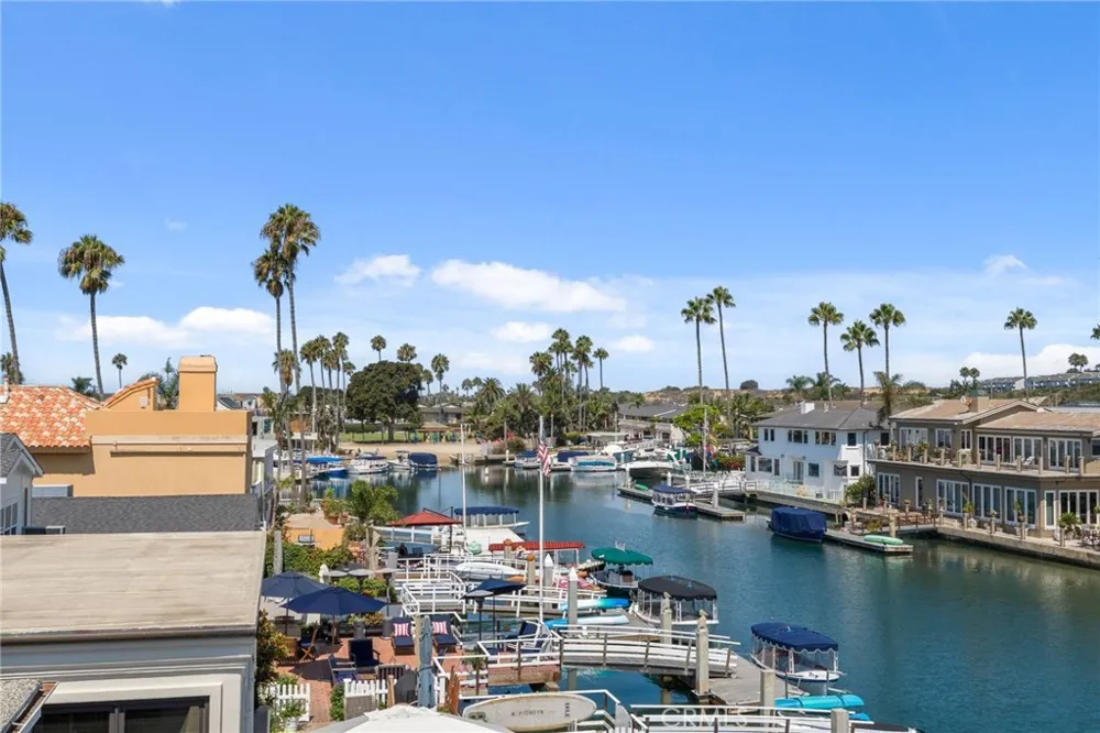 4014 Channel Place Newport Beach, CA 92663