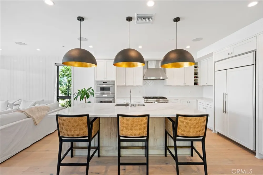 4014 Channel Place Newport Beach, CA 92663