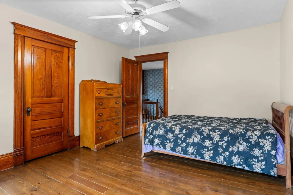 115 W Main Street Manchester, MI 48158