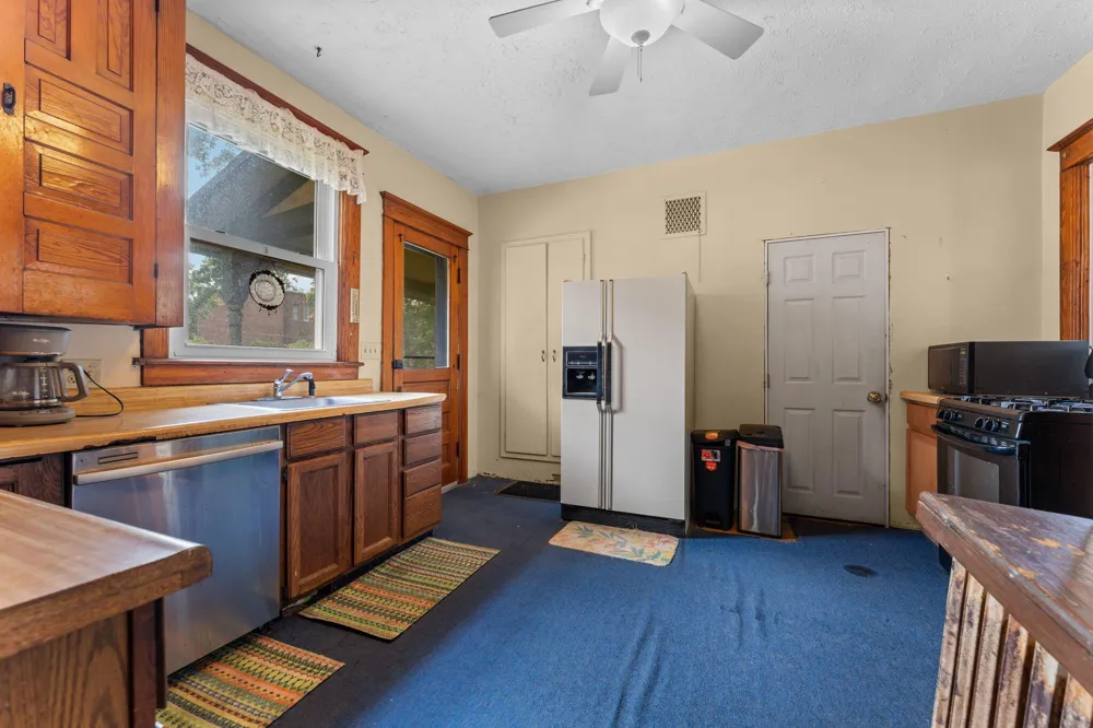 115 W Main Street Manchester, MI 48158