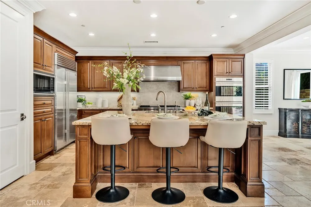 57 Cortland Irvine, CA 92620