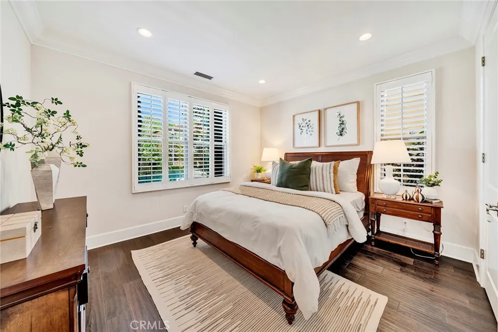 57 Cortland Irvine, CA 92620
