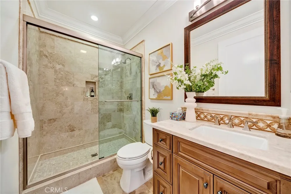 57 Cortland Irvine, CA 92620