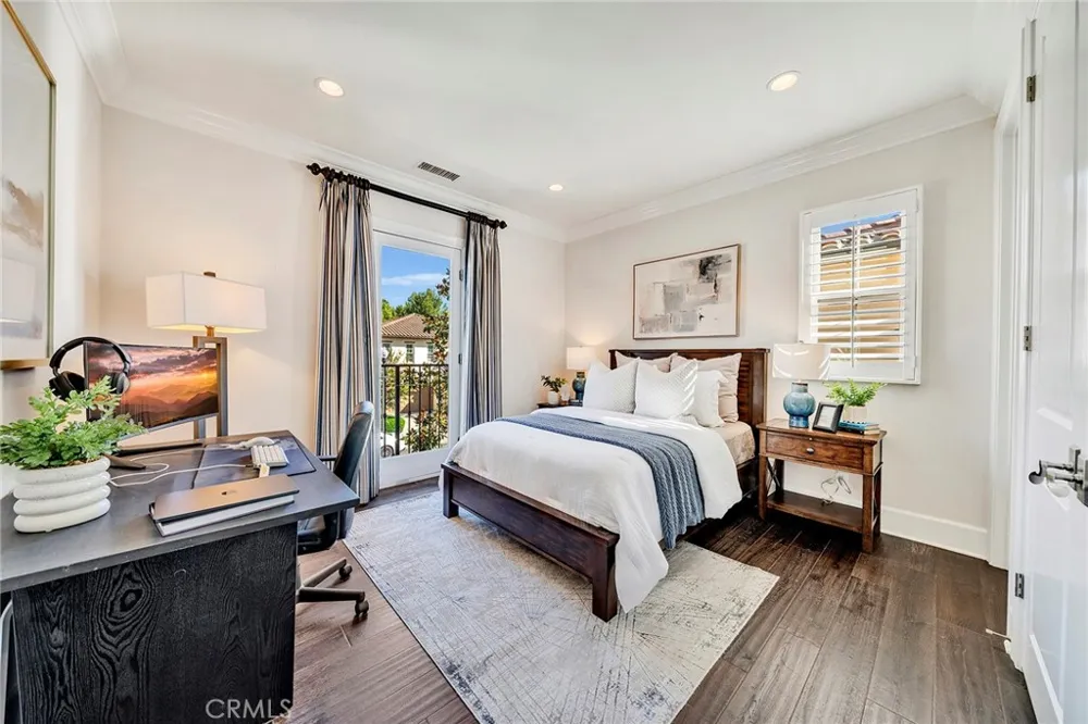 57 Cortland Irvine, CA 92620