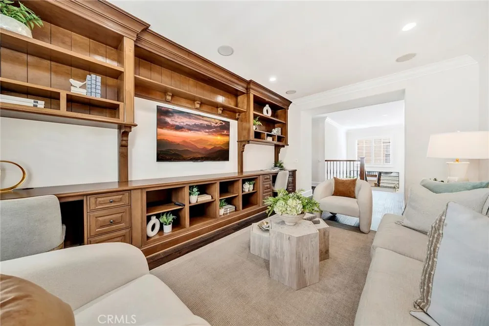 57 Cortland Irvine, CA 92620