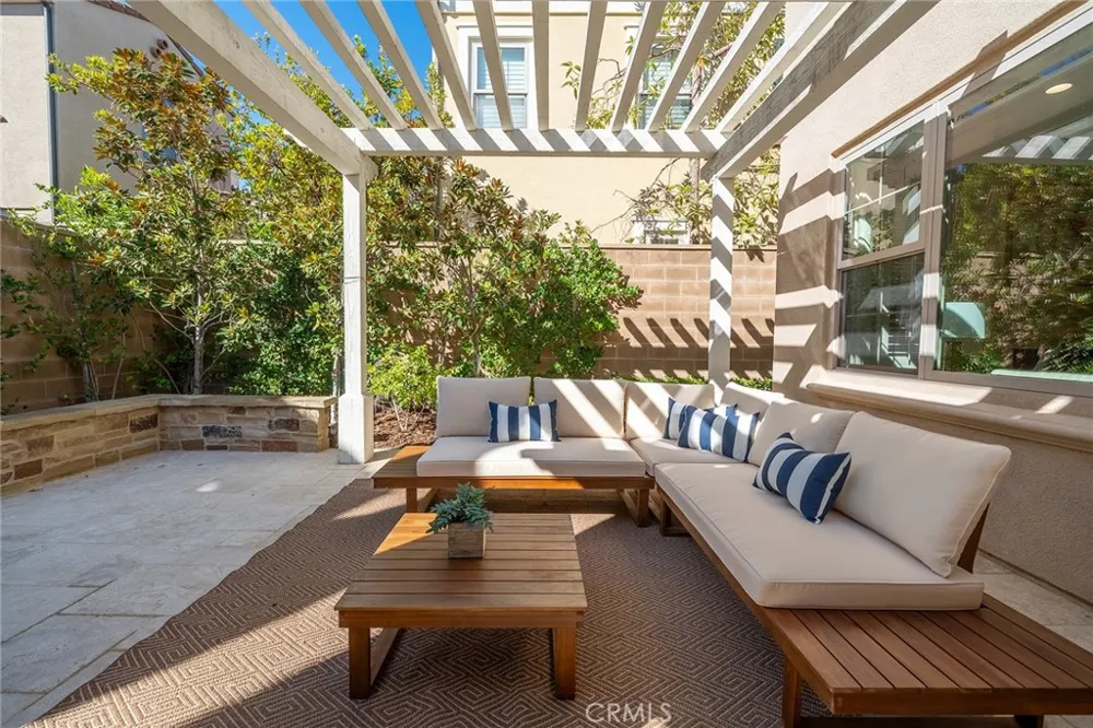 57 Cortland Irvine, CA 92620