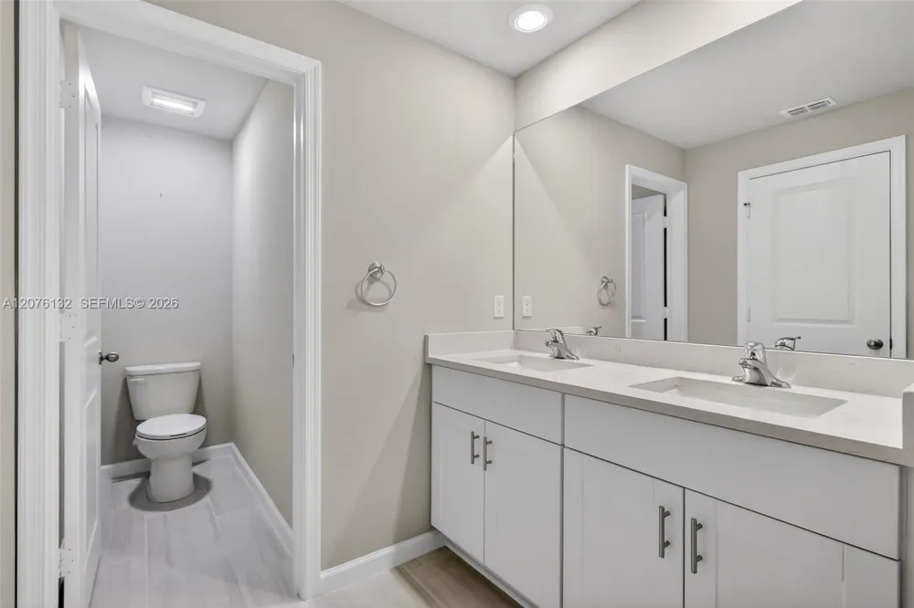 5610 SE Edgewater Cir Stuart, FL 34997