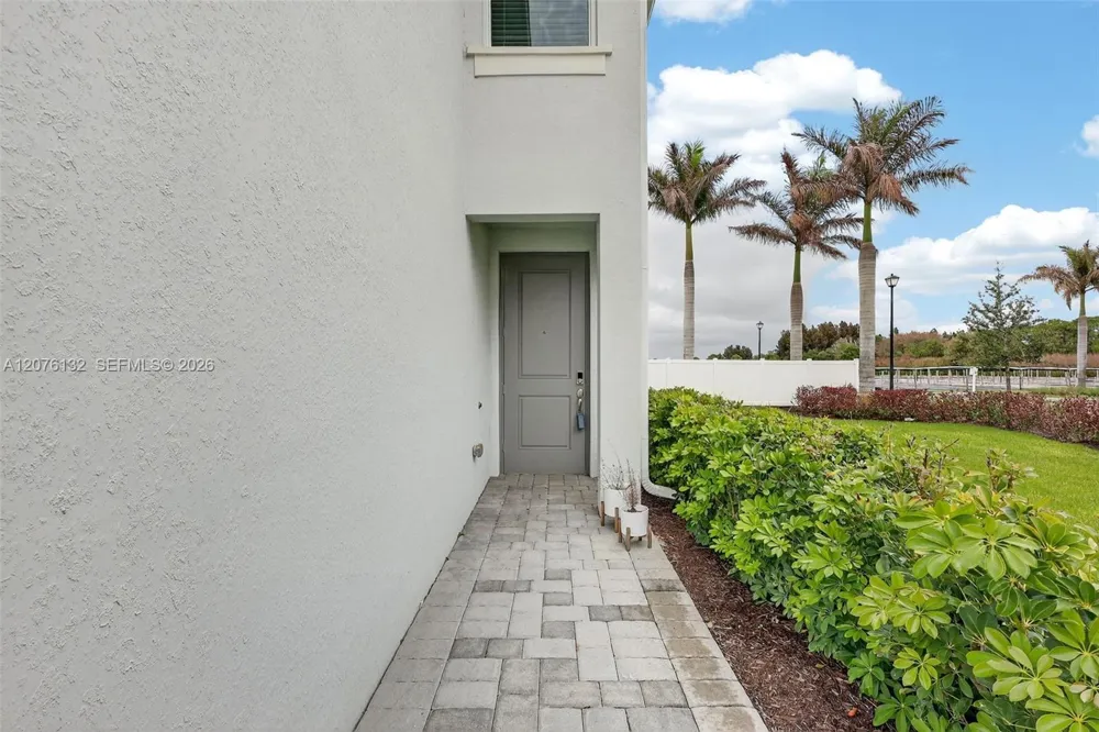 5610 SE Edgewater Cir Stuart, FL 34997