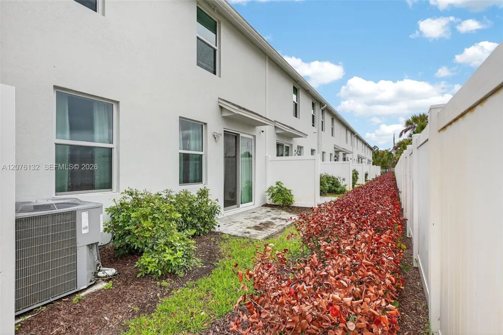 5610 SE Edgewater Cir Stuart, FL 34997