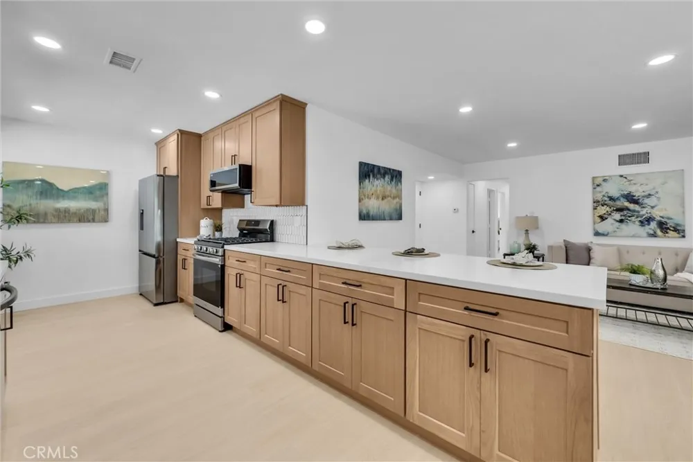 2849 W Polk Avenue Anaheim, CA 92801