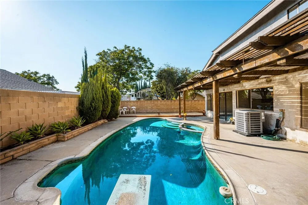 291 Paseo Picaro Anaheim, CA 92807