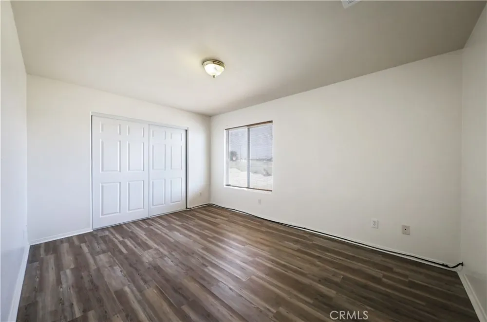 8012 Catalpa California City, CA 93505