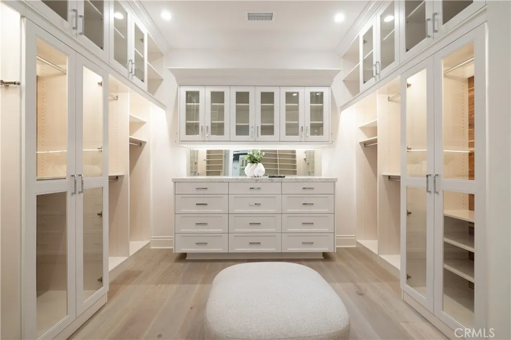 2 Rue Biarritz Newport Beach, CA 92660