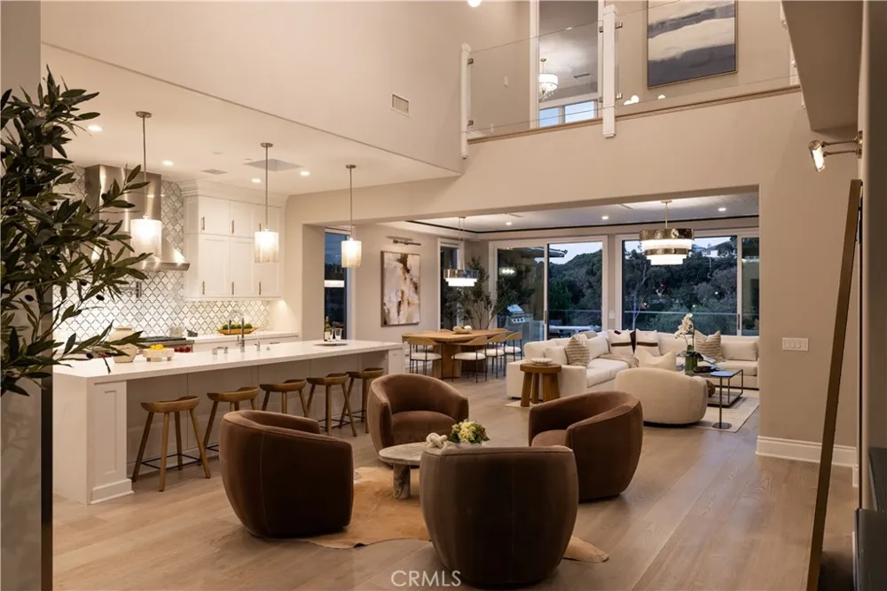 2 Rue Biarritz Newport Beach, CA 92660