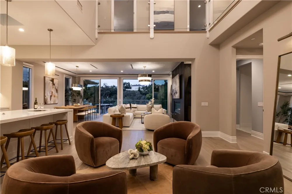 2 Rue Biarritz Newport Beach, CA 92660