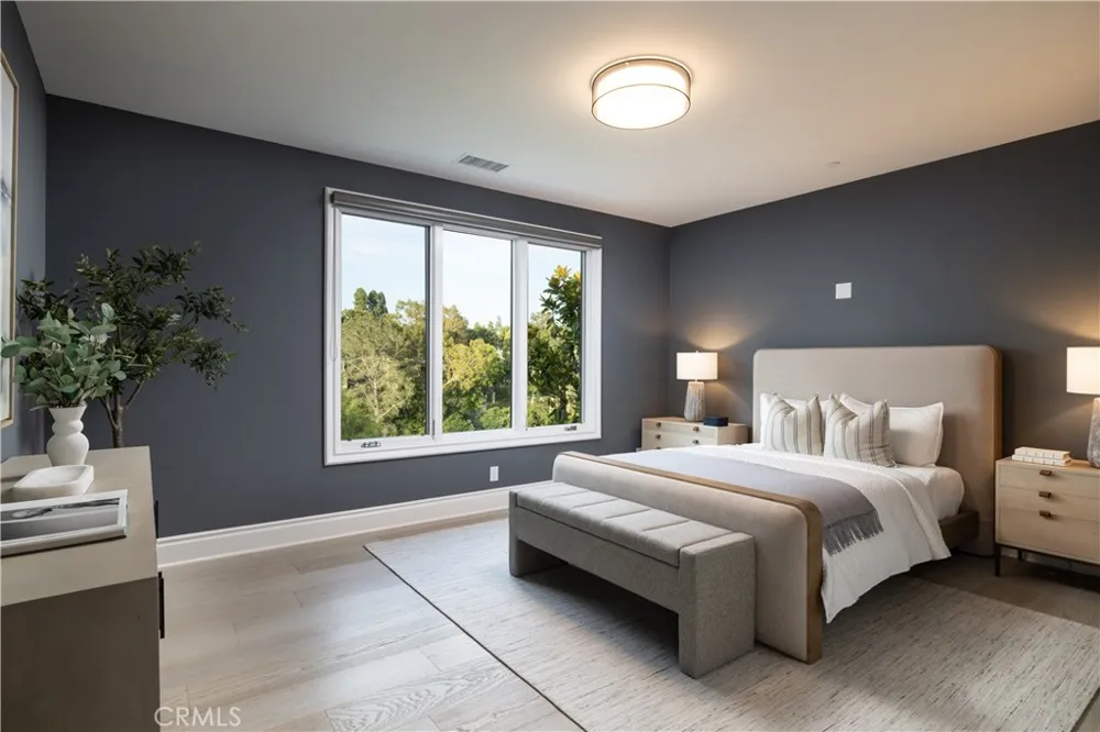 2 Rue Biarritz Newport Beach, CA 92660